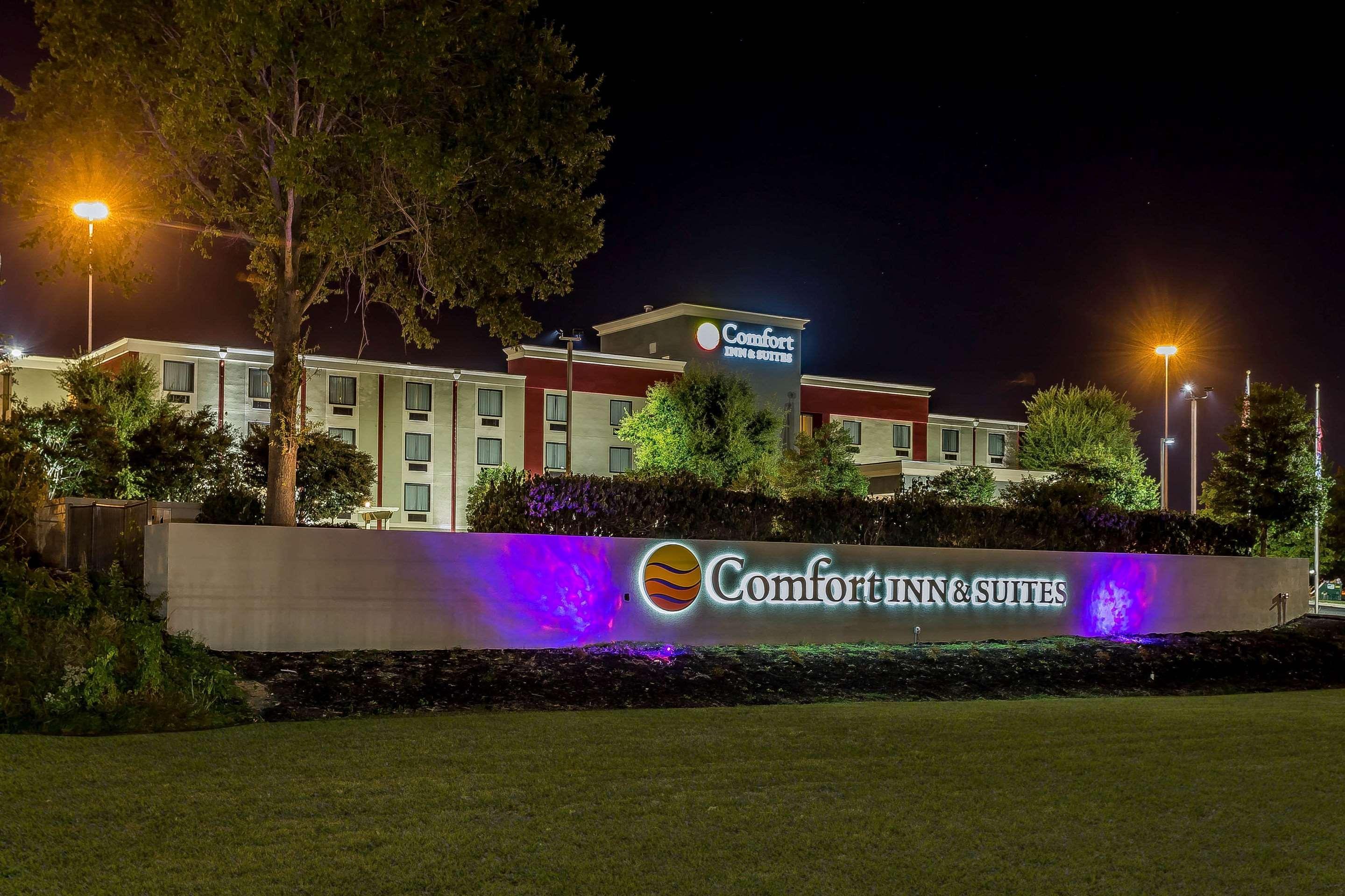 Comfort Inn & Suites Knoxville West Exterior foto